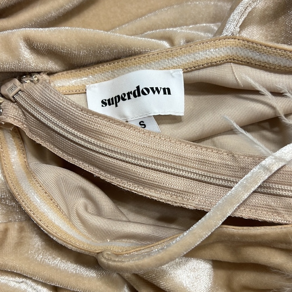 Superdown - Tan feathered dress - Picture 4 of 5